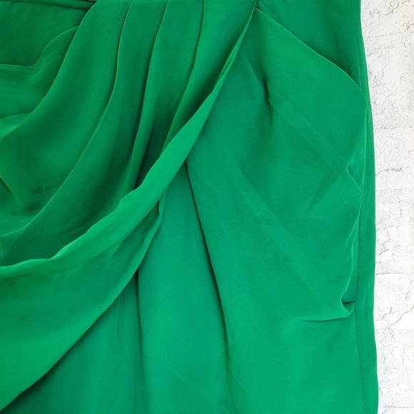 Cynthia Rowley Emerald Green Twist Front Skirt with Pockets - Picture 2 of 11